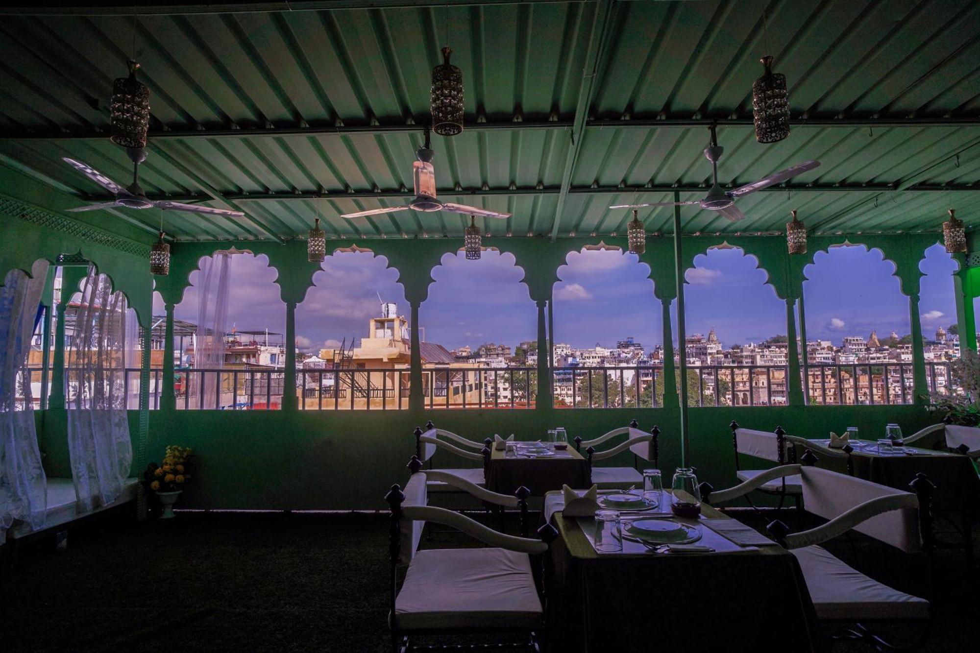 Island Tower Guest House Udaipur Eksteriør billede