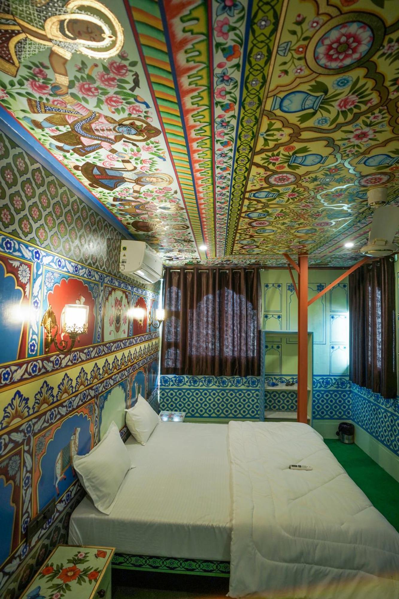 Island Tower Guest House Udaipur Eksteriør billede